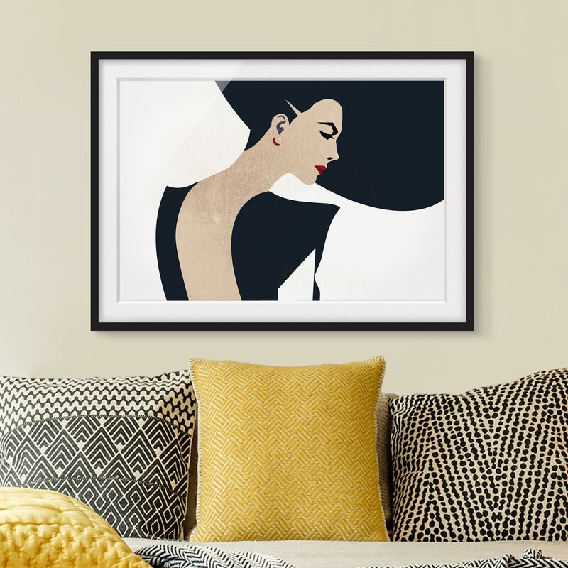 Póster enmarcado - Signora con cappellino in blu scuro Dimensión LxA: 18cm x 24cm, Marco: Negro
Póster enmarcado - Signora con cappellino in blu scuro Dimensión LxA: 18cm x 24cm, Marco: Negro