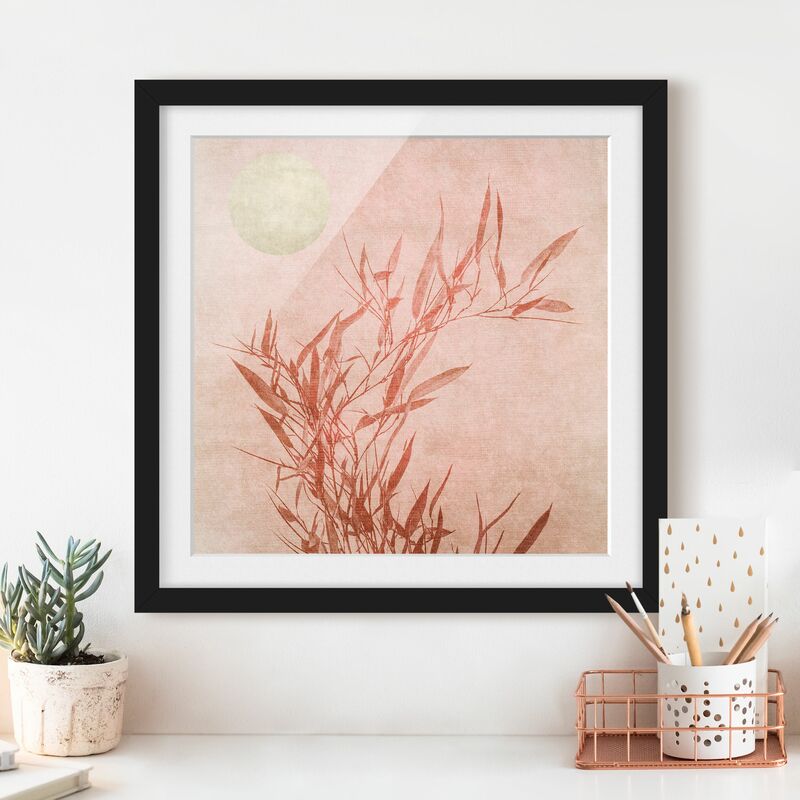 Póster enmarcado - Sole dorato con bambù rosa Dimensión LxA: 70cm x 70cm, Marco: Negro
Póster enmarcado - Sole dorato con bambù rosa Dimensión LxA: 70cm x 70cm, Marco: Negro
