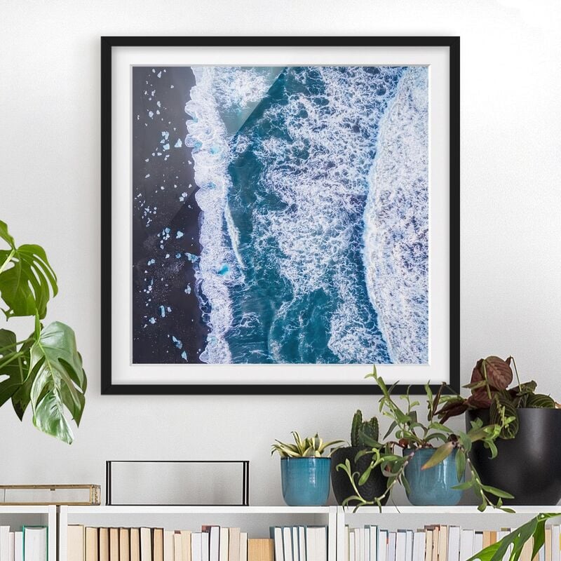 Póster enmarcado - Veduta aerea - Jökulsárlón in Islanda verticalmente Dimensión LxA: 20cm x 20cm, Marco: Negro
Póster enmarcado - Veduta aerea - Jökulsárlón in Islanda verticalmente Dimensión LxA: 20cm x 20cm, Marco: Negro