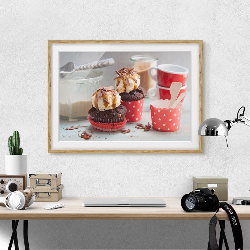 Póster enmarcado - Vintage Cupcakes With Ice Cream Dimensión LxA: 40cm x 55cm, Marco: Roble
Póster enmarcado - Vintage Cupcakes With Ice Cream Dimensión LxA: 40cm x 55cm, Marco: Roble