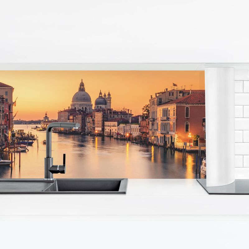 Revestimiento pared cocina - Golden Venice Dimensión LxA: 100cm x 350cm Material: Smart
Revestimiento pared cocina - Golden Venice Dimensión LxA: 100cm x 350cm Material: Smart
