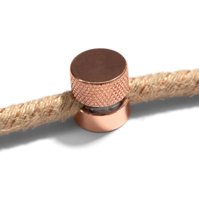 Creative Cables - Sarè - Fijación a la pared, pasacables de metal para cable textil | Cobre - Cobre
Creative Cables - Sarè - Fijación a la pared, pasacables de metal para cable textil | Cobre - Cobre