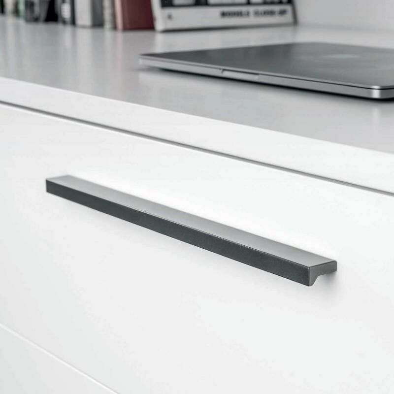 Tirador alumino angle acabado efecto inox medida tirador dist. 640mm. - Mibricoplus
Tirador alumino angle acabado efecto inox medida tirador dist. 640mm. - Mibricoplus