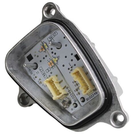1. Spezifikationen: Vorne rechts Farbe: Silber Material: Metall Scheinwerfer: LED-Modul Tagfahrlicht (DRL)
