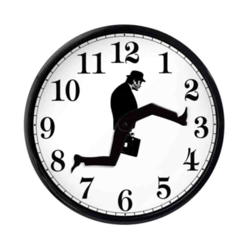 Ahlsen - 10 pouces Ministry of Silly Walks Horloge avec couvercle avant en verre et cadre abs, horloge murale silencieuse moderne à piles sans