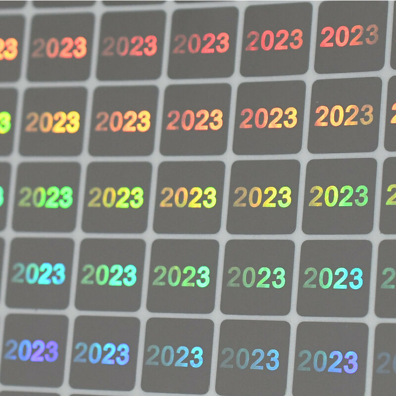 Image of Stickerslab - 100 Etichette adesive sigilli ologrammi di garanzia e sicurezza argento con anno 2023 - 15x15mm