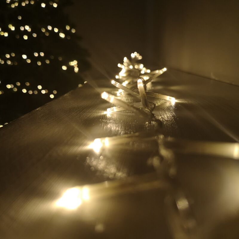 1000 Led 25M Indoor Outdoor Christmas Multi Function Mains Operated String Lights With Timer & Clear Cable In Warm White