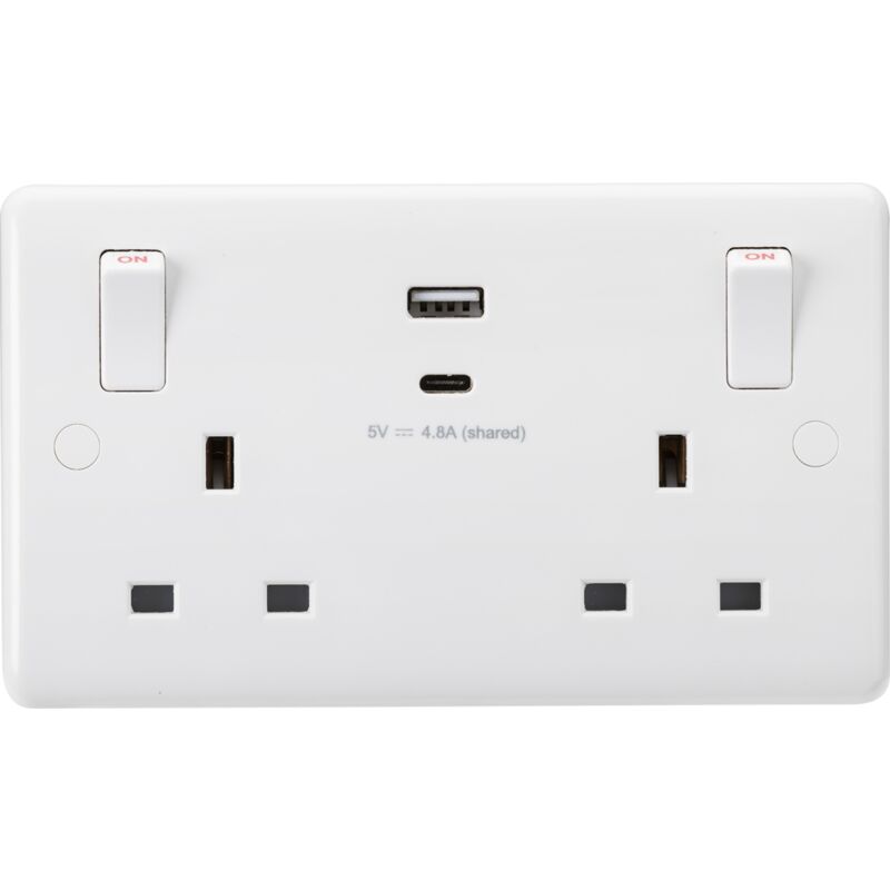 Knightsbridge - 13A 2G Switched Socket with outboard rockers and dual usb (a+c) 5V dc 4.8A shared 230V IP20