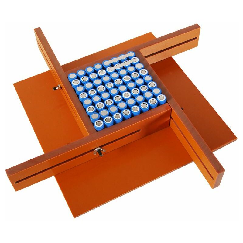 

18650 Soporte Ajustable Tamaño 6x16 para Montar Packs de Baterías