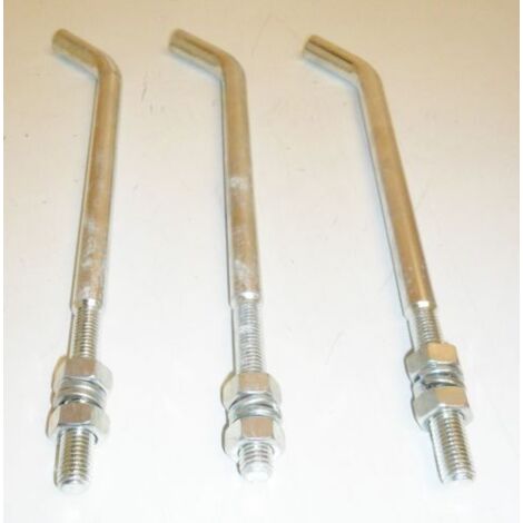 1CF  LAMPIONE 2 BRACCI MILANO (BULLONI PER BASE)