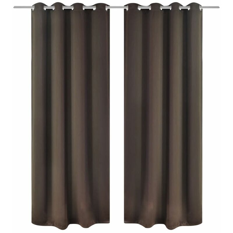 

2 cortinas marrones oscuras con anillas blackout 135x245cm