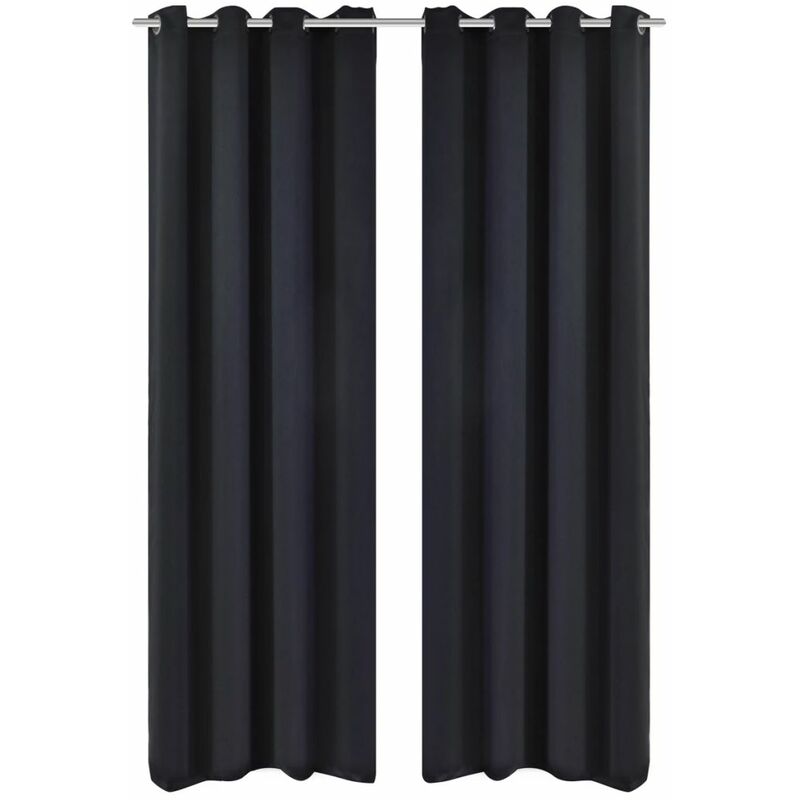 

2 cortinas negras oscuras con anillas metalicas, blackout 135 x 245 cm