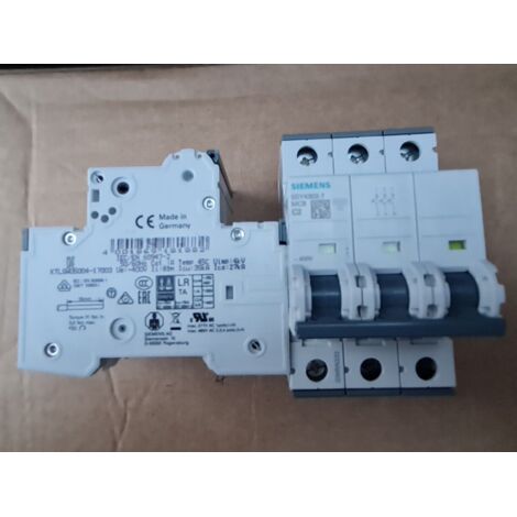 2 DISJONCTEUR 3P C 2A 10kA SIEMENS 5SY4302-2