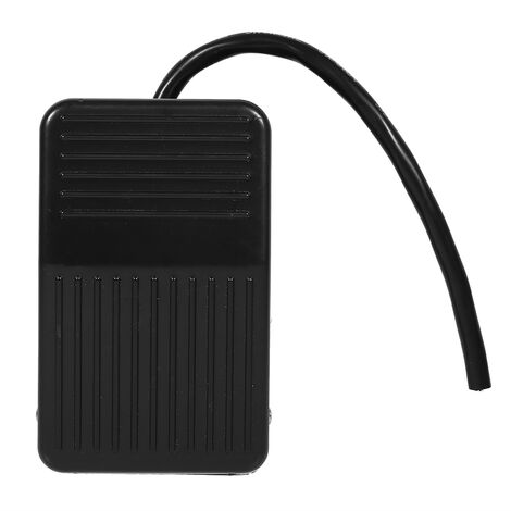 220V / 380V interrupteur en plastique de pédale de pied d'alimentation électrique sur le cordon noir de la couleur 10cm de contrle