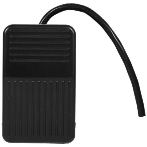 220V / 380V interrupteur en plastique de pédale de pied d'alimentation électrique sur le cordon noir de la couleur 10cm de contrle