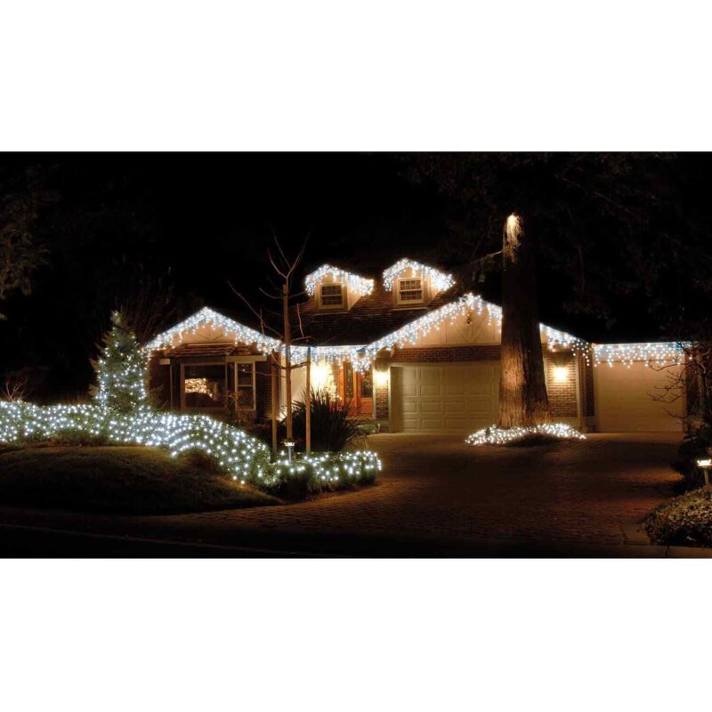 240 LED Snowing Icicle Lights CoolwhiteLED 8m White Cable 8 Function
