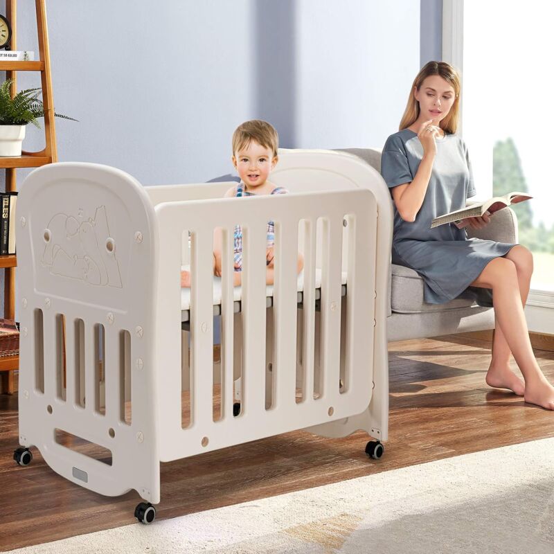 GOPLUS 3 in 1 Babybett & Babywiege & Laufstall, Kinderbett mit Schaukelfunktion,mit Matratze, auf Abnehmbaren Rollen, aus Kunststoff, bis 25kg