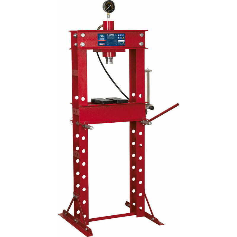 Loops - 30 Tonne Floor Type Hydraulic Press - Sliding Ram Assembly - Pressure Gauge