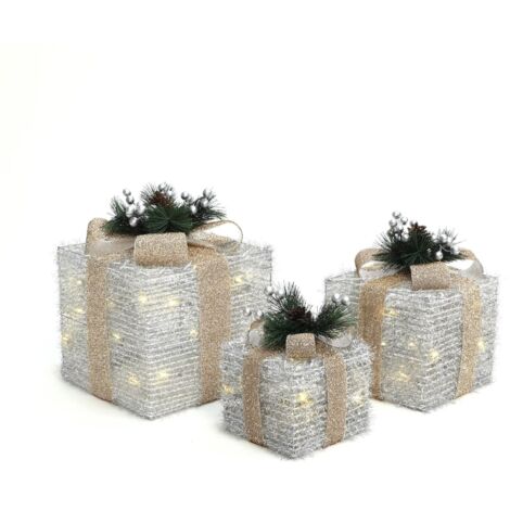 3er-Set LED-Geschenkboxen – Weihnachtsdeko in Silber mit goldenen Schleifen und Beeren