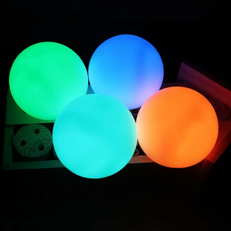 4 pcs Lumière de Piscine Flottante，IP68 Étanche Boule lumineuse LED，Lampe de Piscine à LED 16 Couleurs RVB Changement avec Télécommande postuler Baignoire，Boule Lumineuse Exterieure，Fête，Mariage