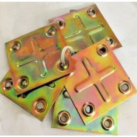 4 PEZZI - PIASTRINE NERVATE FORATE PER GIUNZIONE MOBILI 50x50MM - IN ACCIAIO TROPICALIZZATO