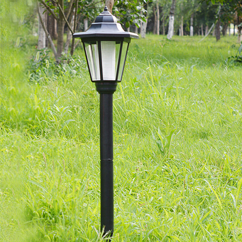 

4pcs LED luz solar al aire libre jardín sótano lámpara de césped linternas decoración del pilar