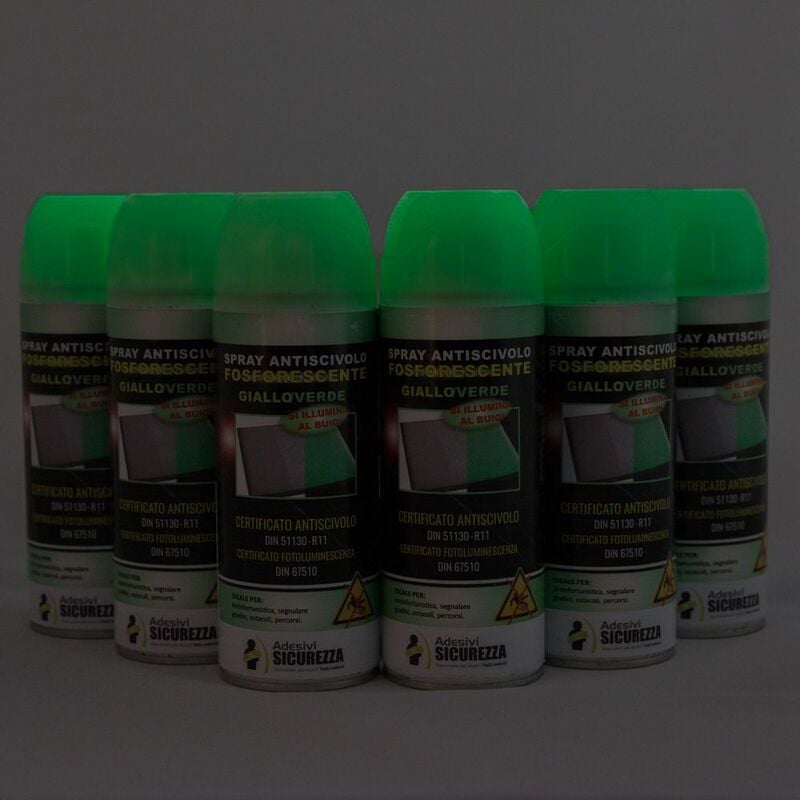 Image of Stickerslab - 6 Spray antinfortunistica fosforescente luminescente antiscivolo a norma din 51130/67510 Packaging - 6 bombolette Spray 400ml