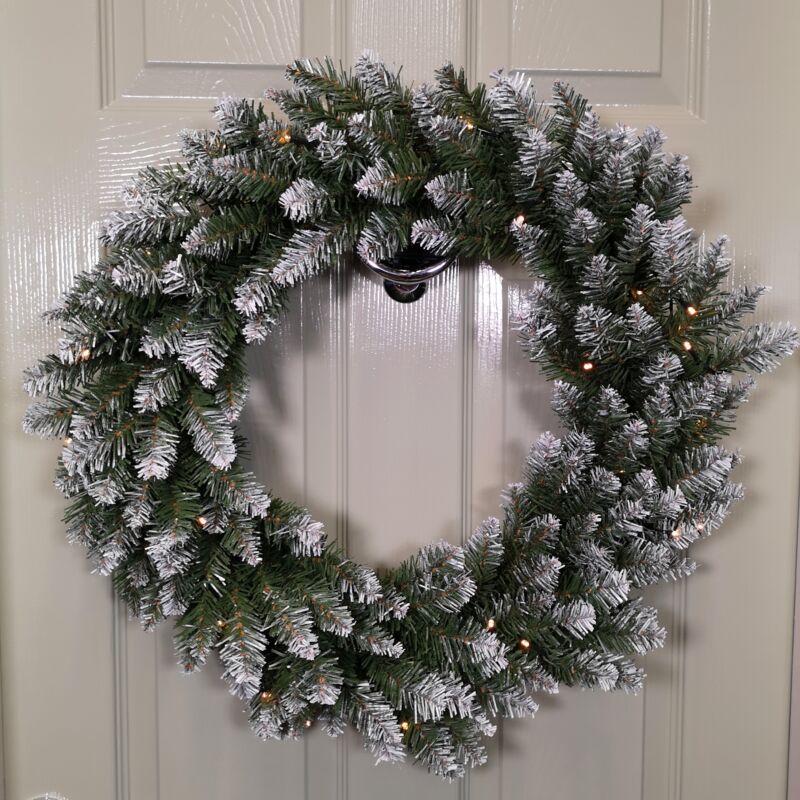 Image of 60cm Snow Tipped Christmas Wreath with&hellip;