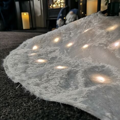 90cm USB Powered LED White Fur Fabric Christmas Tree Skirt
