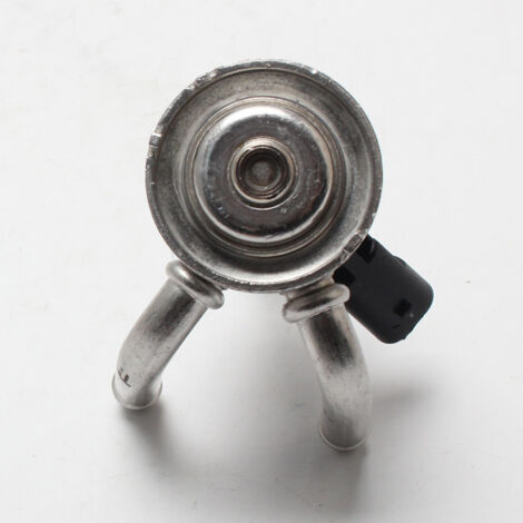 A0004905300 0004905300 est un injecteur diesel pour véhicules Mercedes-Benz.
