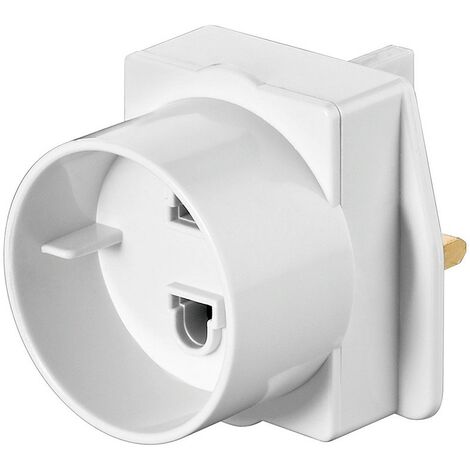 Adaptador Clavija Inglesa a Schuko sin TT Goobay