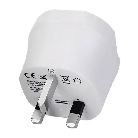 Adaptateur de voyage Europe vers Royaume-Uni 3250W - IP44 - Blanc - Dio