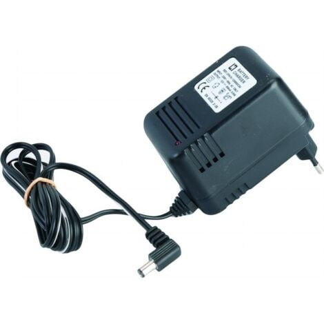 Adaptateur mangeoire pour chevaux