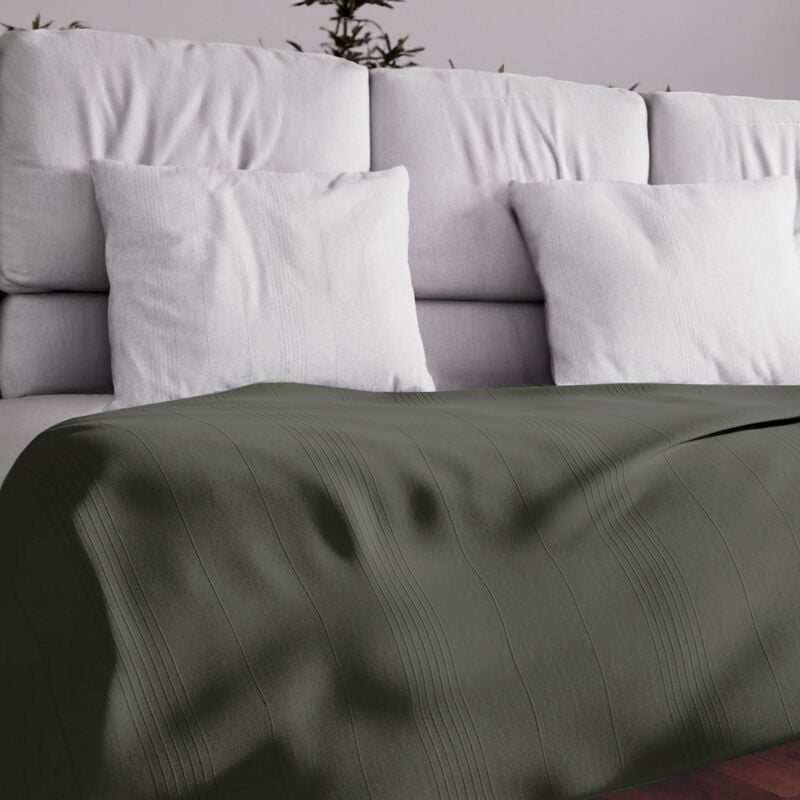 Soleil D Ocre - Jeté de lit ou canapé 180x220 cm adele kaki, par Soleil d'ocre