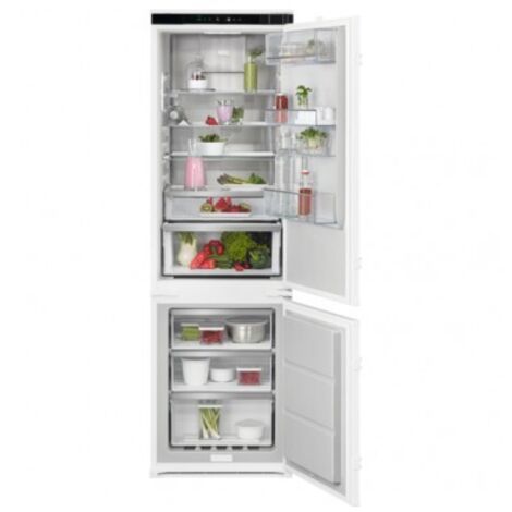 AEG Series 8000 Frigorifero Combinato Multiflow (Metal) Classe C TSC8M181CS. Capacità netta totale: 249 L. Cerniera porta: Destra. Classe climatica: SN-T, Emissione acustica: 35 dB. Capacità netta ...