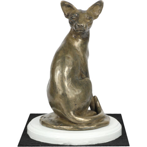 Ägyptische Mau Katze - Katzenstatuette, Figur auf weißem Sockel, Trophäe für eine Hundeausstellung von Art-Dog