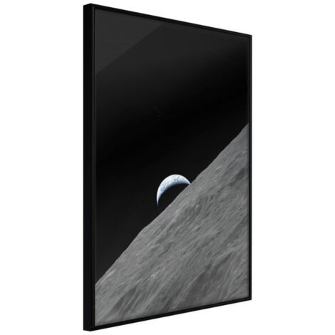 Affiche Murale Encadrée "Planet in the Shadow" 21 x 30 cm Noir