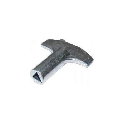 AGA LLAVE 3018T TRIANGULO 8mm.