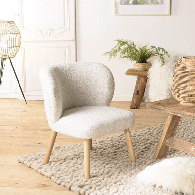 Albane - Fauteuil en tissu bouclette blanc pieds en bois
