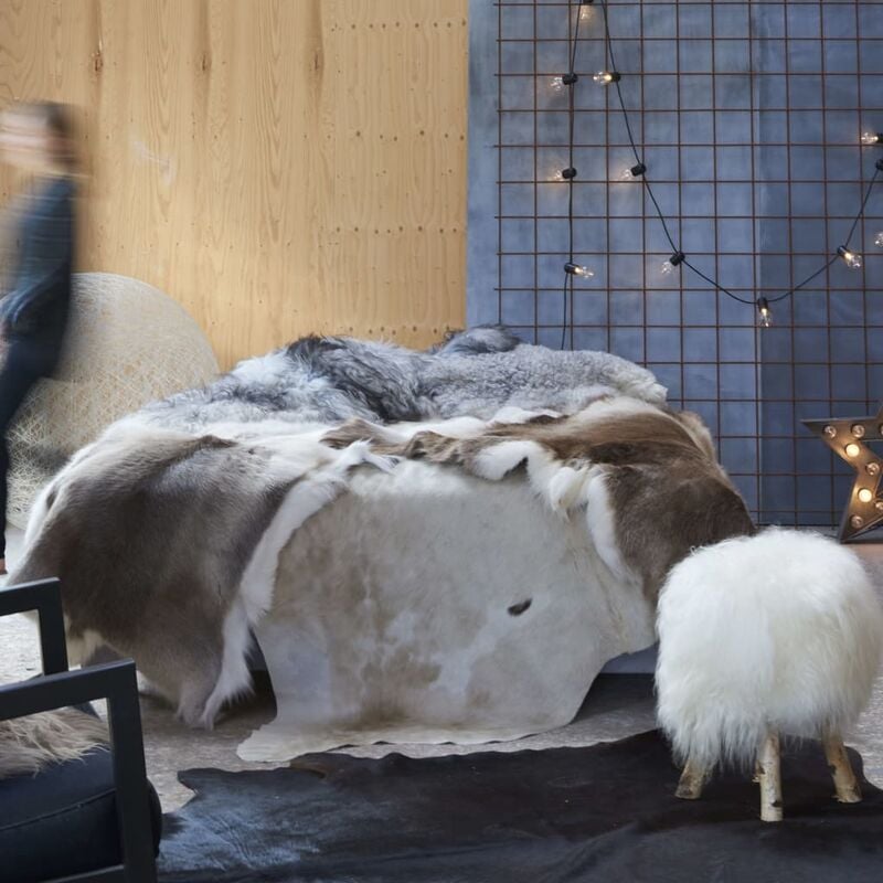

Alfombra de piel de vaca autentica marron y blanco 150x170 cm