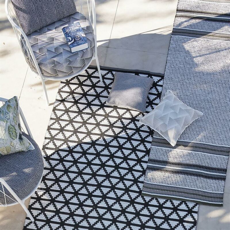 

Alfombra moderna DelrayB 1A2T en poliéster negro - Noir