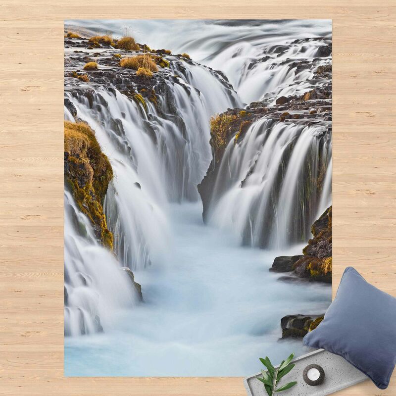 

Alfombras vinílicas - Brúarfoss Waterfall In Iceland - Alto 4:3 Dimensión LxA: 80cm x 60cm