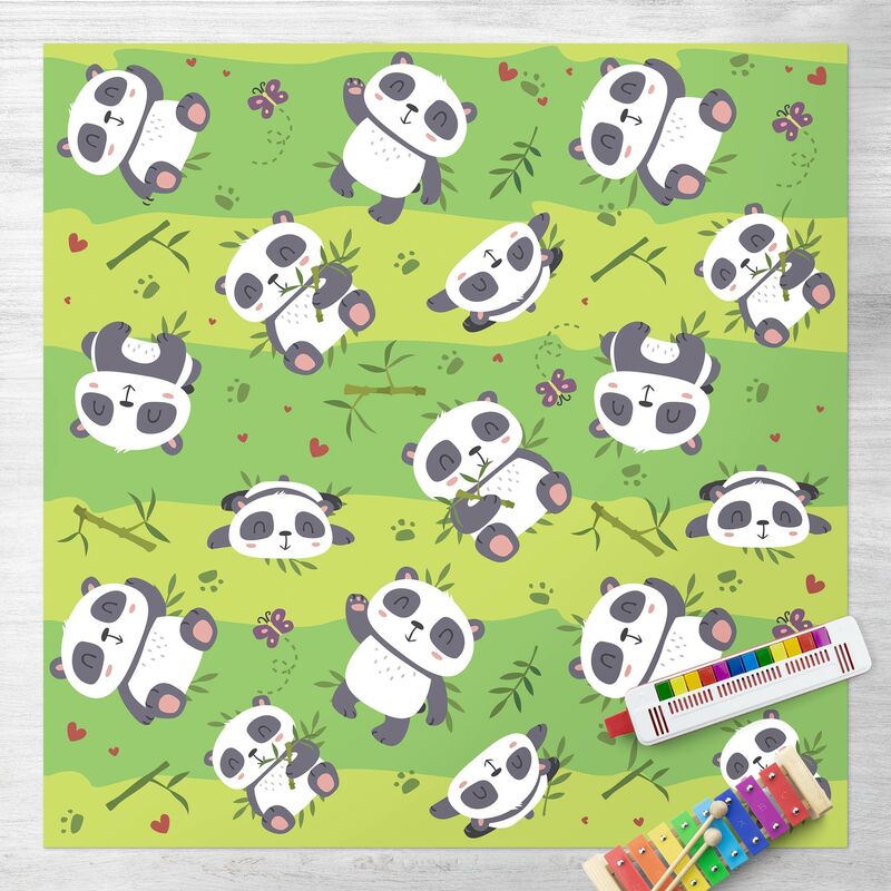 

Bilderwelten - Alfombras vinílicas - Cute Panda On Green Meadow - Cuadrado 1:1 Dimensión LxA: 140cm x 140cm