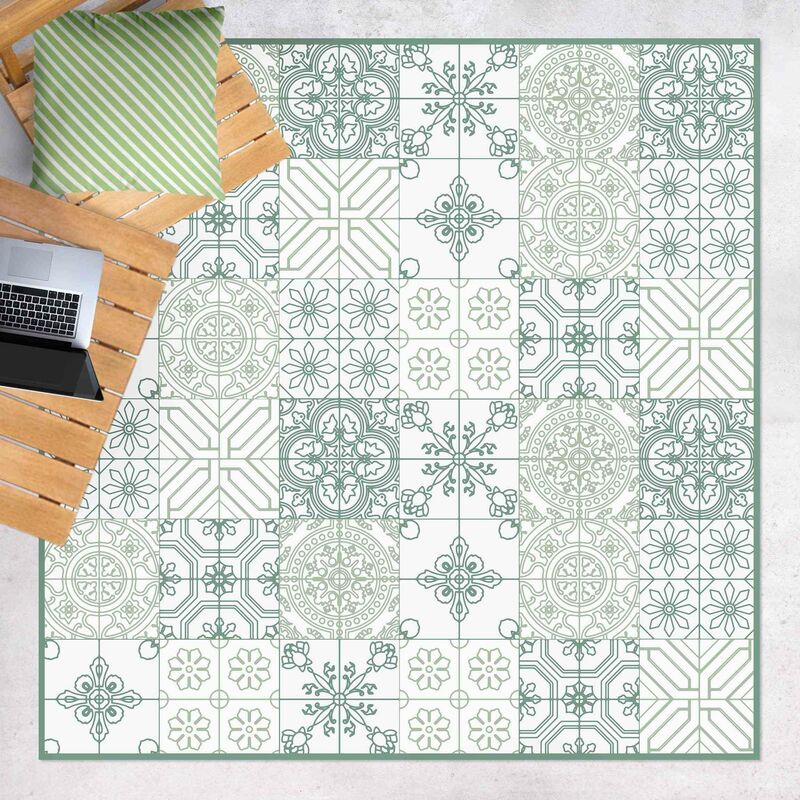 

Bilderwelten - Alfombras vinílicas - Floral Tile Pattern Small Parts In Shades Of Green - Cuadrado 1:1 Dimensión LxA: 120cm x 120cm
