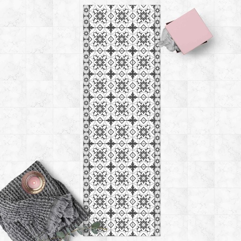 

Bilderwelten - Alfombras vinílicas - Geometrical Tile Mix Flower Grey - Panorámico Dimensión LxA: 300cm x 100cm