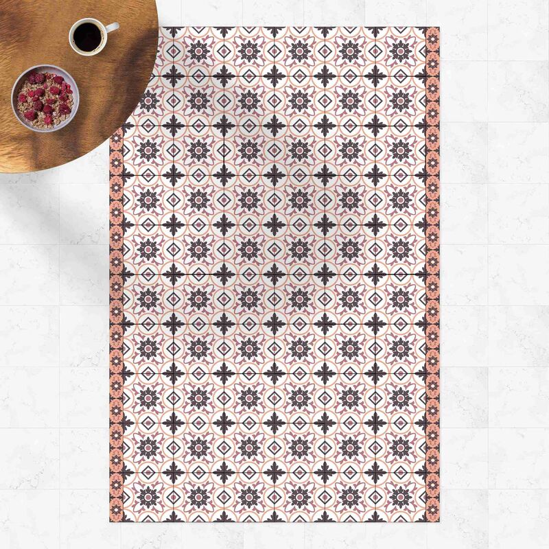 

Alfombras vinílicas - Geometrical Tile Mix Flower Orange - Alto 3:2 Dimensión LxA: 210cm x 140cm