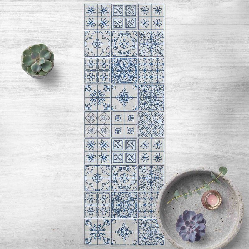 

Alfombras vinílicas - Tile Pattern Coimbra Blue - Panorámico Dimensión LxA: 120cm x 40cm