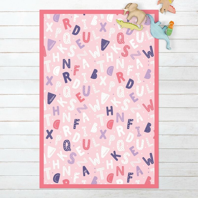 

Alfombras vinílicas - Alphabet With Hearts And Dots In Light Pink With Frame - Alto 3:2 Dimensión LxA: 180cm x 120cm