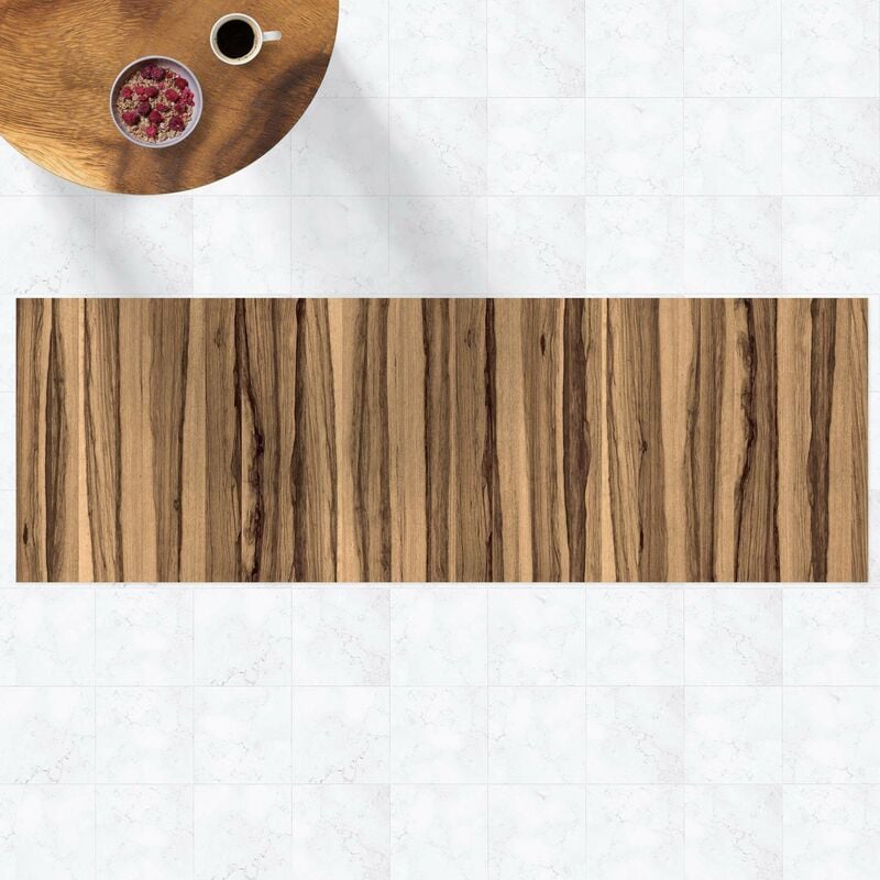 

Alfombras vinílicas - Black Olive - Panorama Formato apaisado Dimensión LxA: 50cm x 150cm