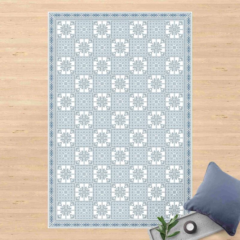 

Alfombras vinílicas - Floral Tile Pattern Bluish Grey With Border - Alto 3:2 Dimensión LxA: 210cm x 140cm